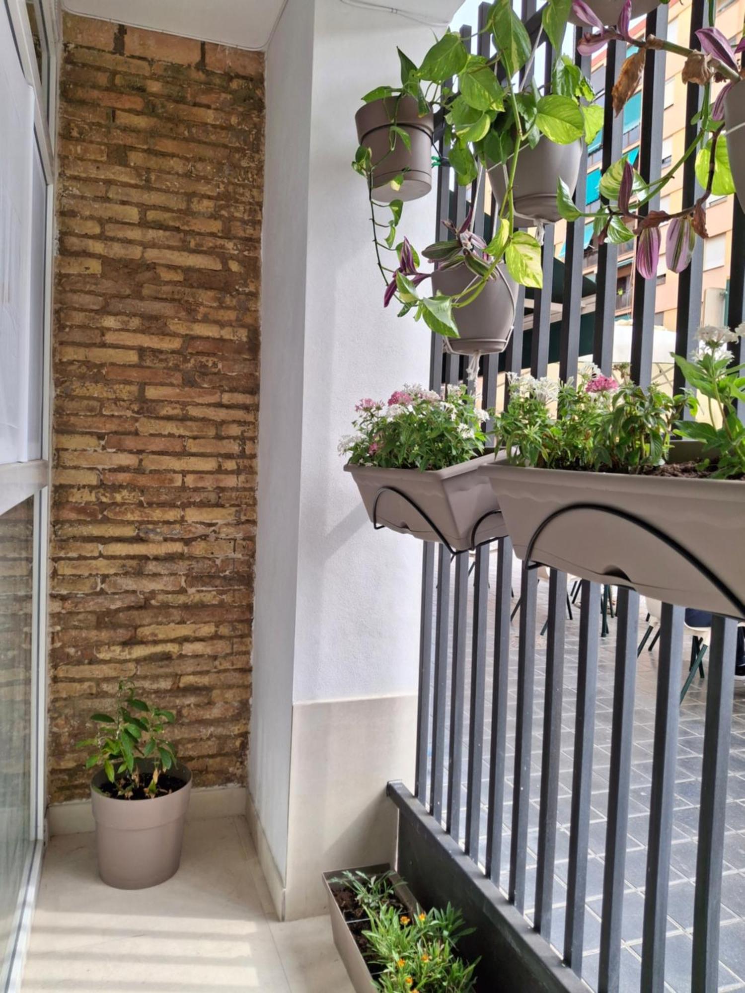 Bonito Apartamento De 2 Habitaciones Cerca De La Estacion Joaquin Sorolla บาเลนเซีย ภายนอก รูปภาพ