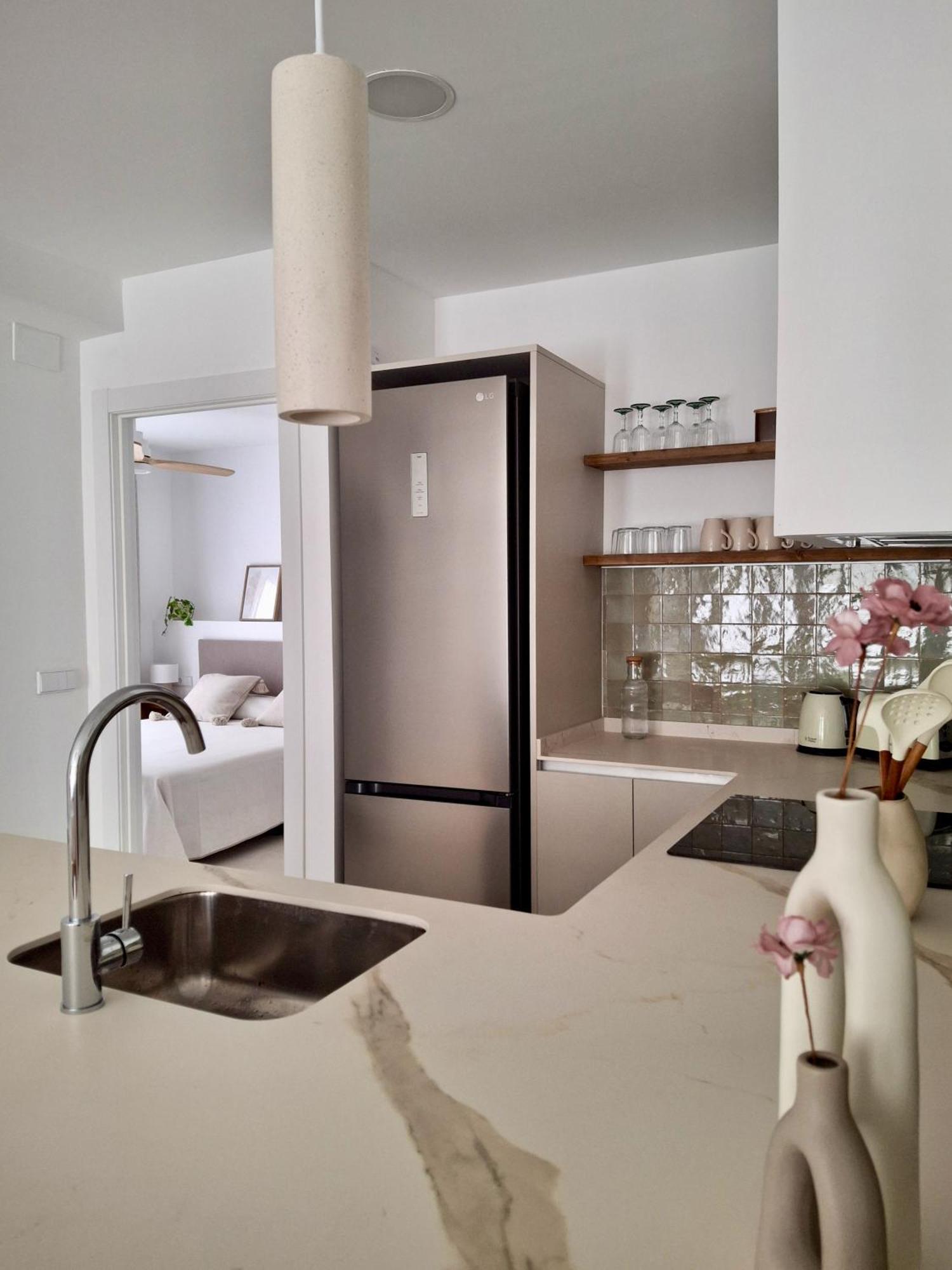 Bonito Apartamento De 2 Habitaciones Cerca De La Estacion Joaquin Sorolla บาเลนเซีย ภายนอก รูปภาพ