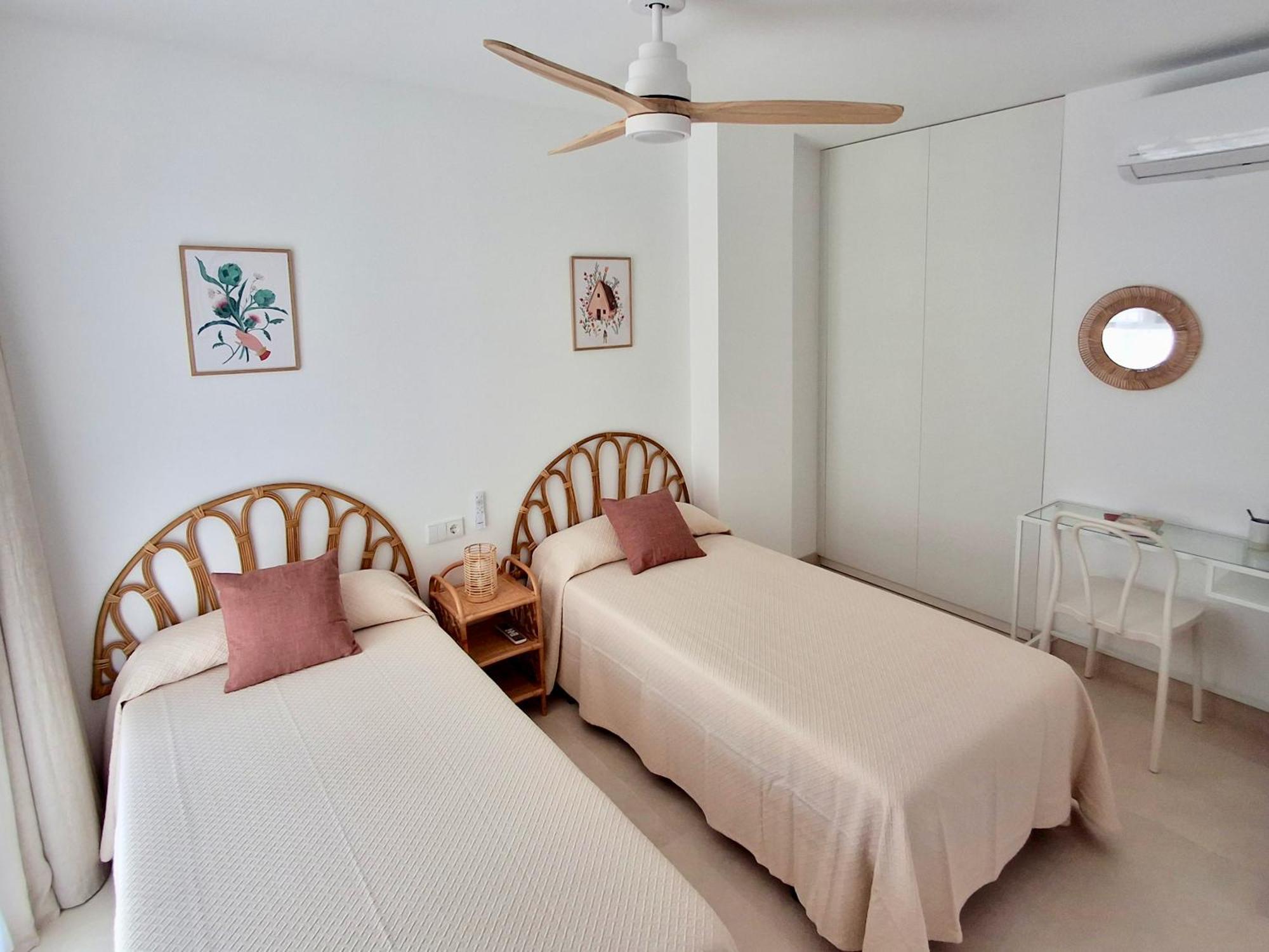 Bonito Apartamento De 2 Habitaciones Cerca De La Estacion Joaquin Sorolla บาเลนเซีย ภายนอก รูปภาพ